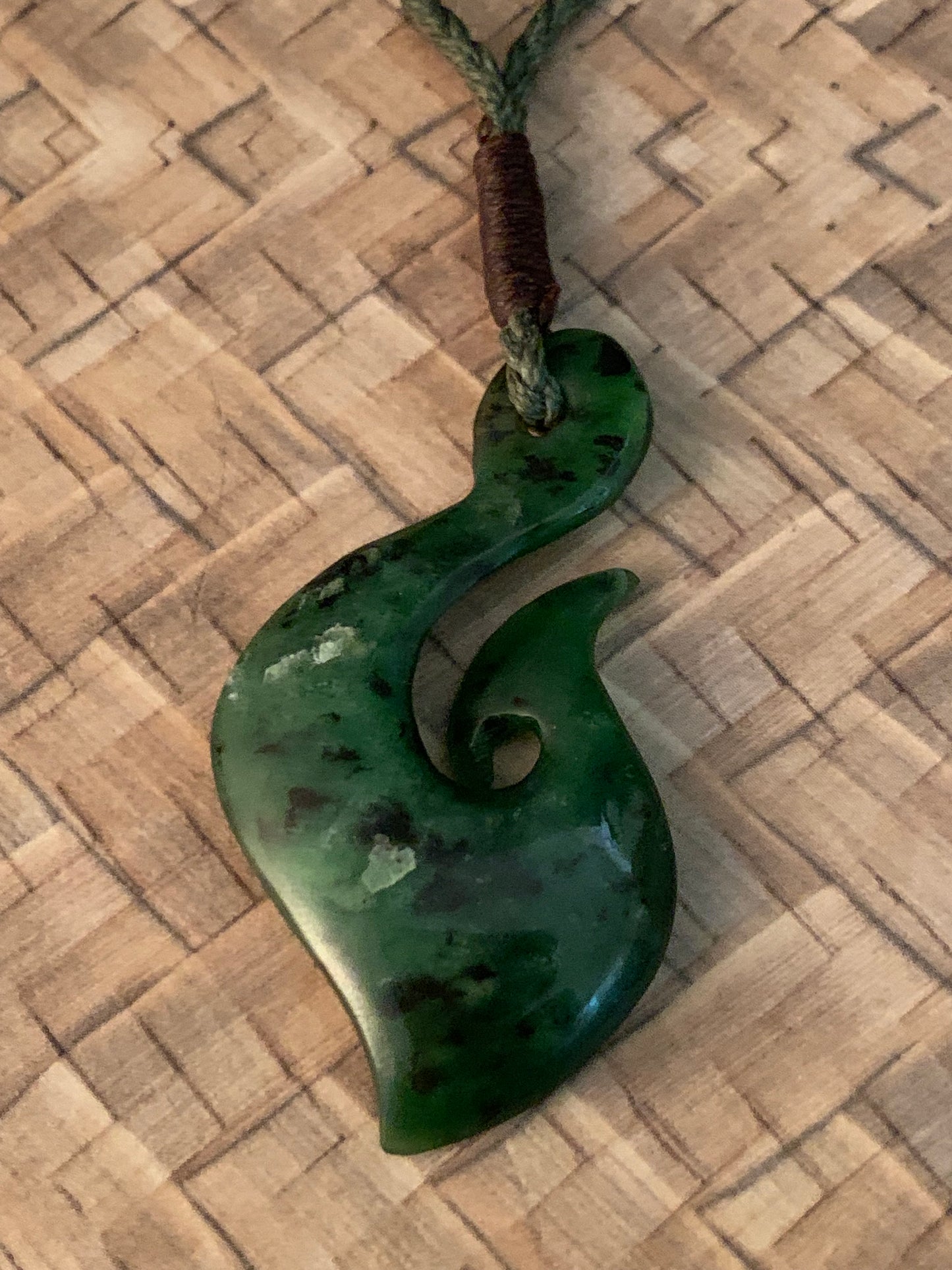 Pounamu Hei Matau 44mm