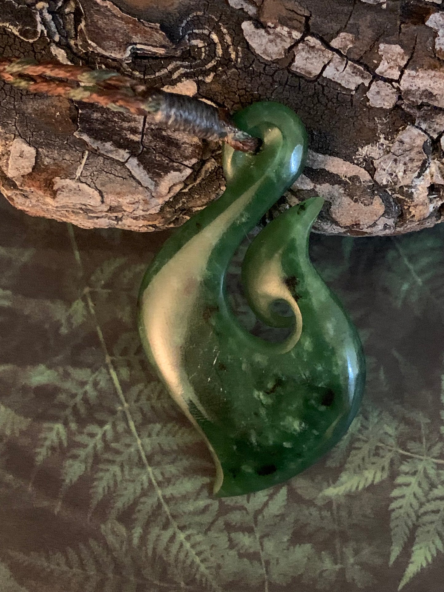 Pounamu Hei Matau 52mm