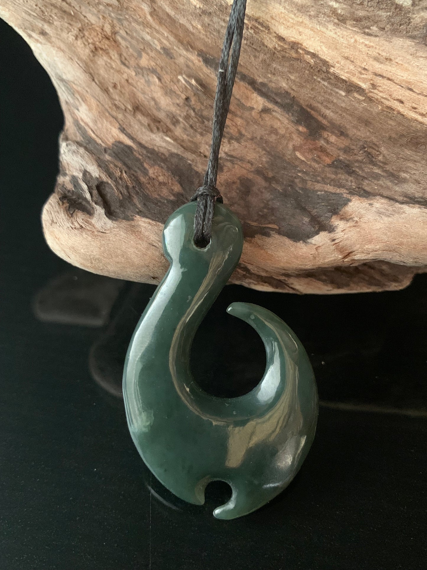 Pounamu Hei Matau 48mm