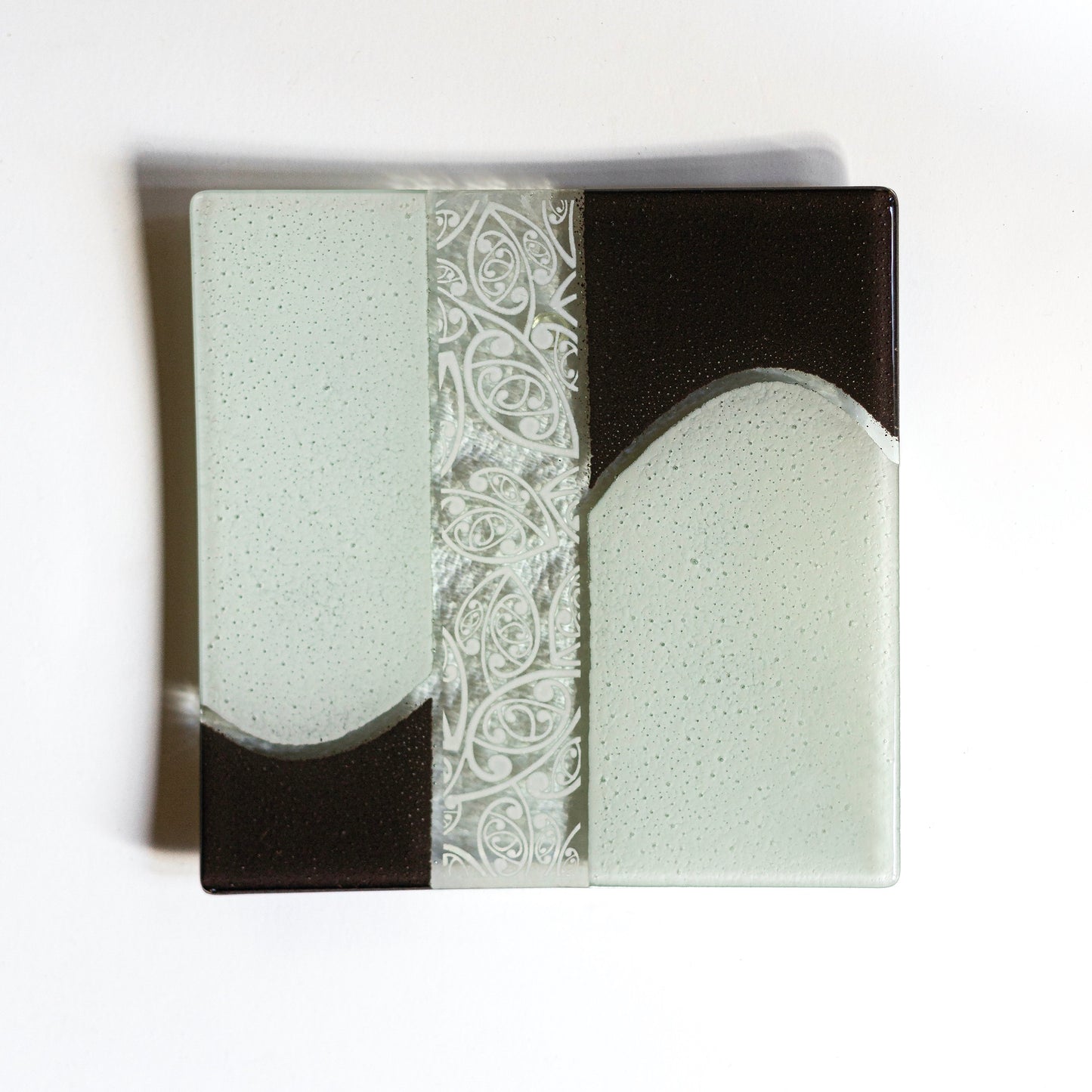 Fused Glass Platter by Maori Boy - Kowhaiwhai Design (Brown and White) 30cm