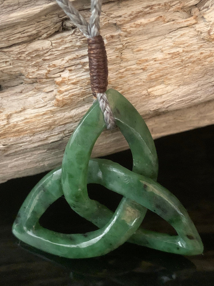 Deane Moreton - Master Artisan in Handcrafted Pounamu