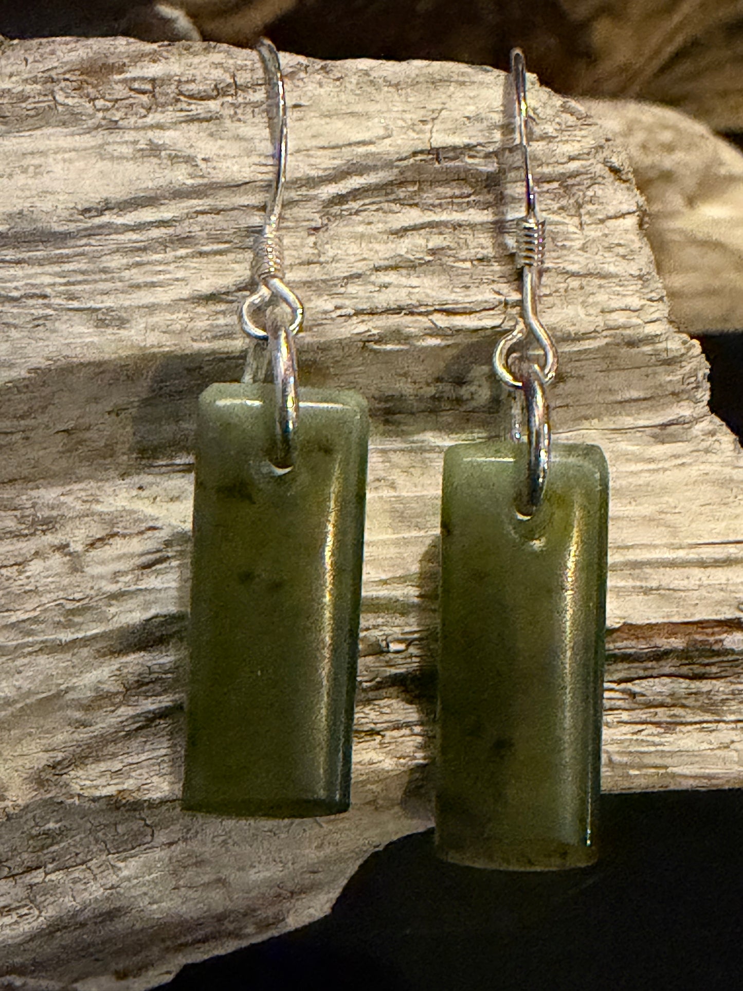 Pounamu Mau Taringa (Earrings) 20mm