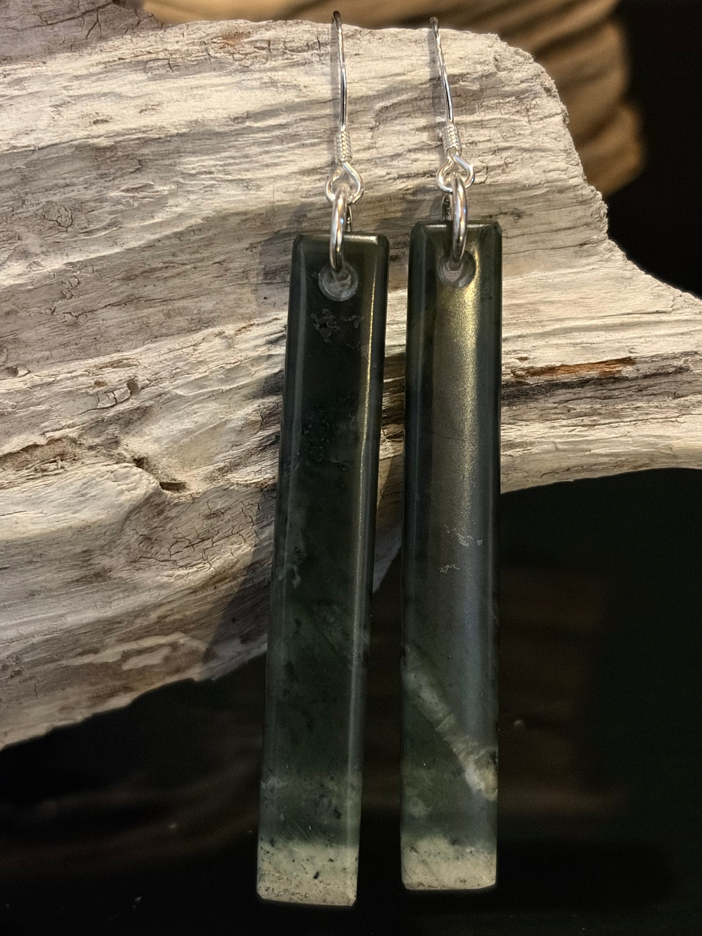 Pounamu Mau Taringa (Earrings) 50mm
