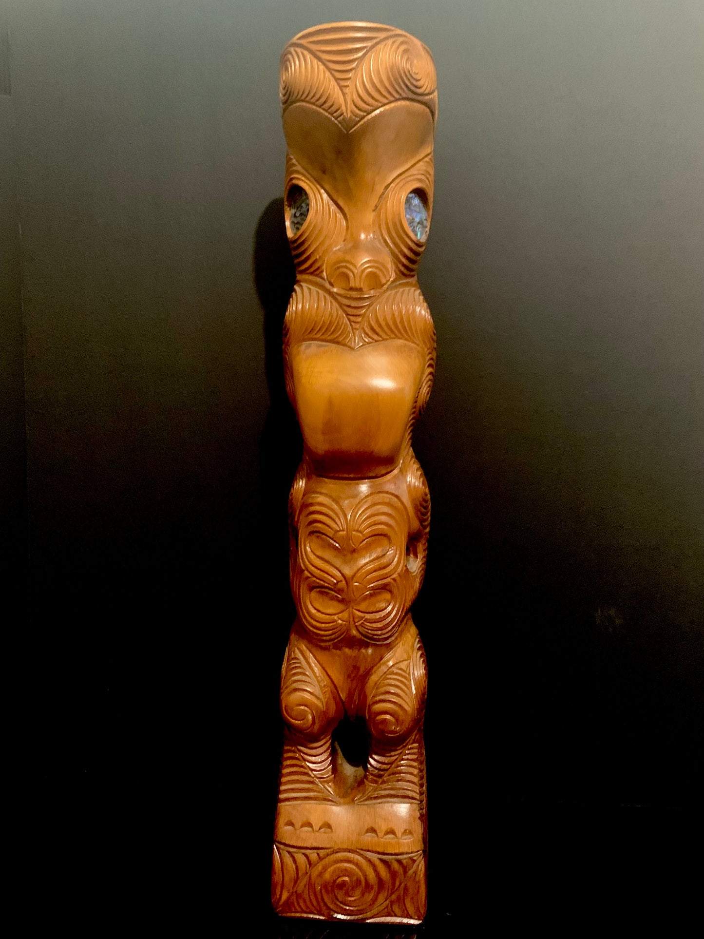 front detail of Maori teko teko statue carved in New Zealand and available from Silver Fern Gallery