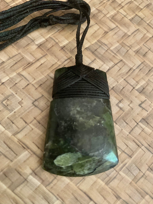 Pounamu Toki 47mm