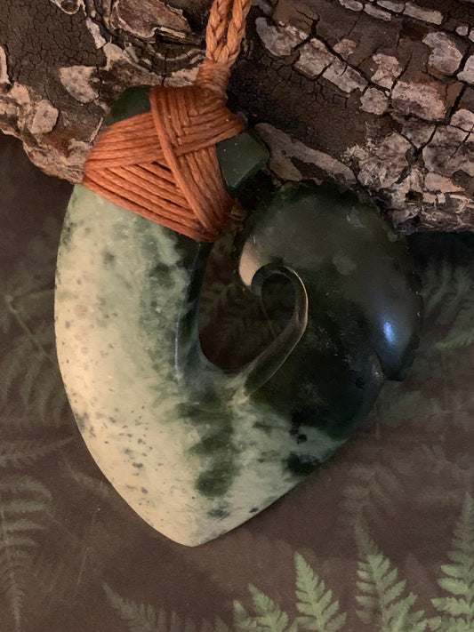 Pounamu Hei Matau 60mm