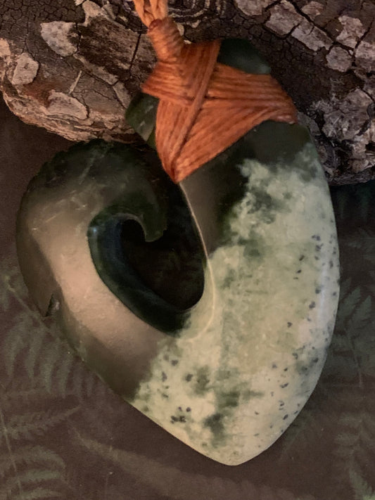 Pounamu Hei Matau 60mm