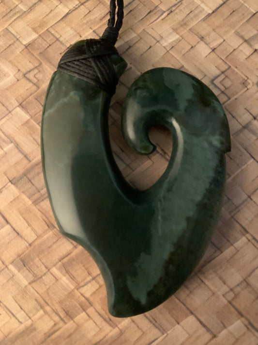 Pounamu Hei Matau 70mm