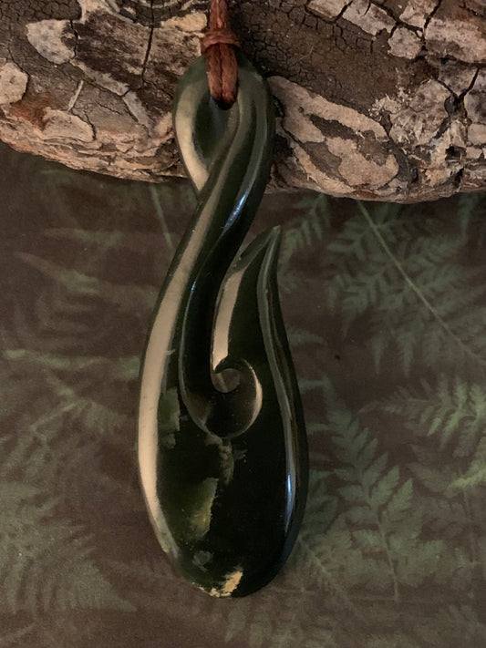 Pounamu Hei Matau 62mm