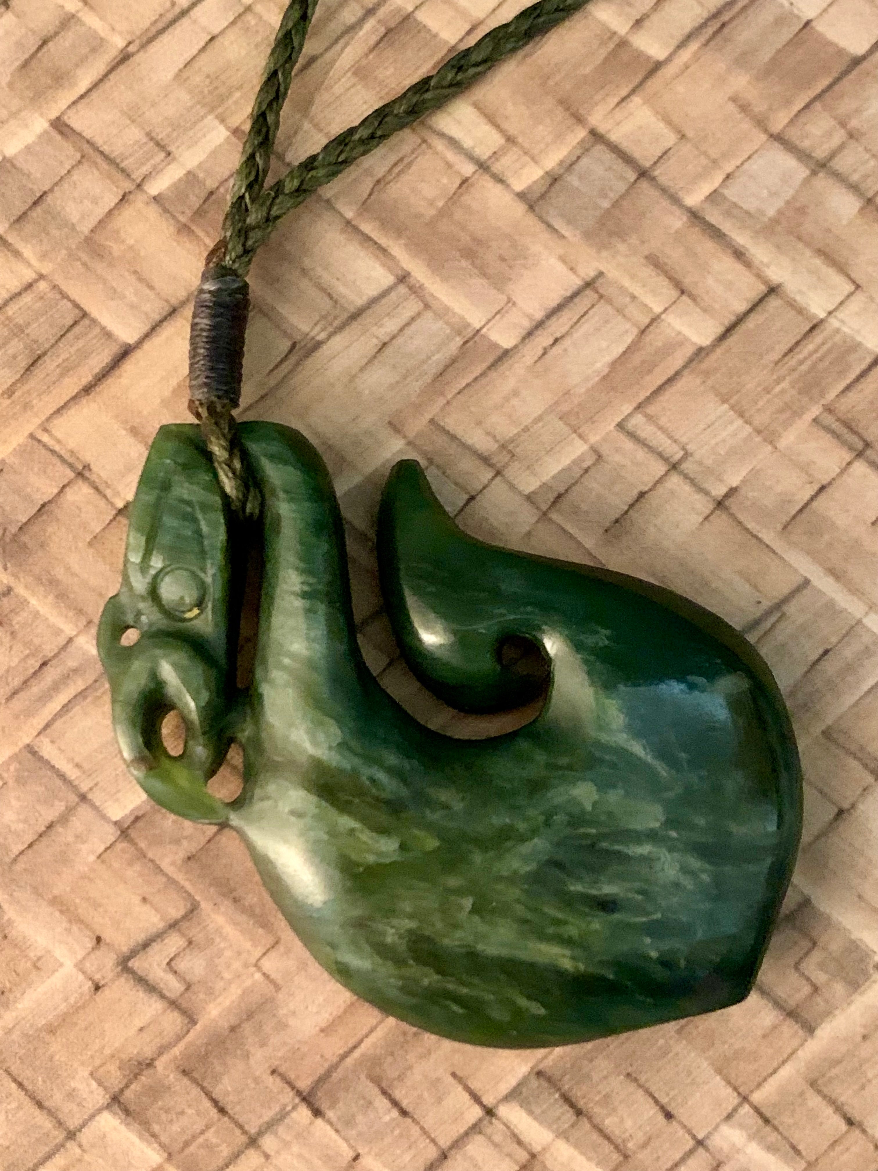 NZ Greenstone Jade Pounamu Manaia – silverferngallery