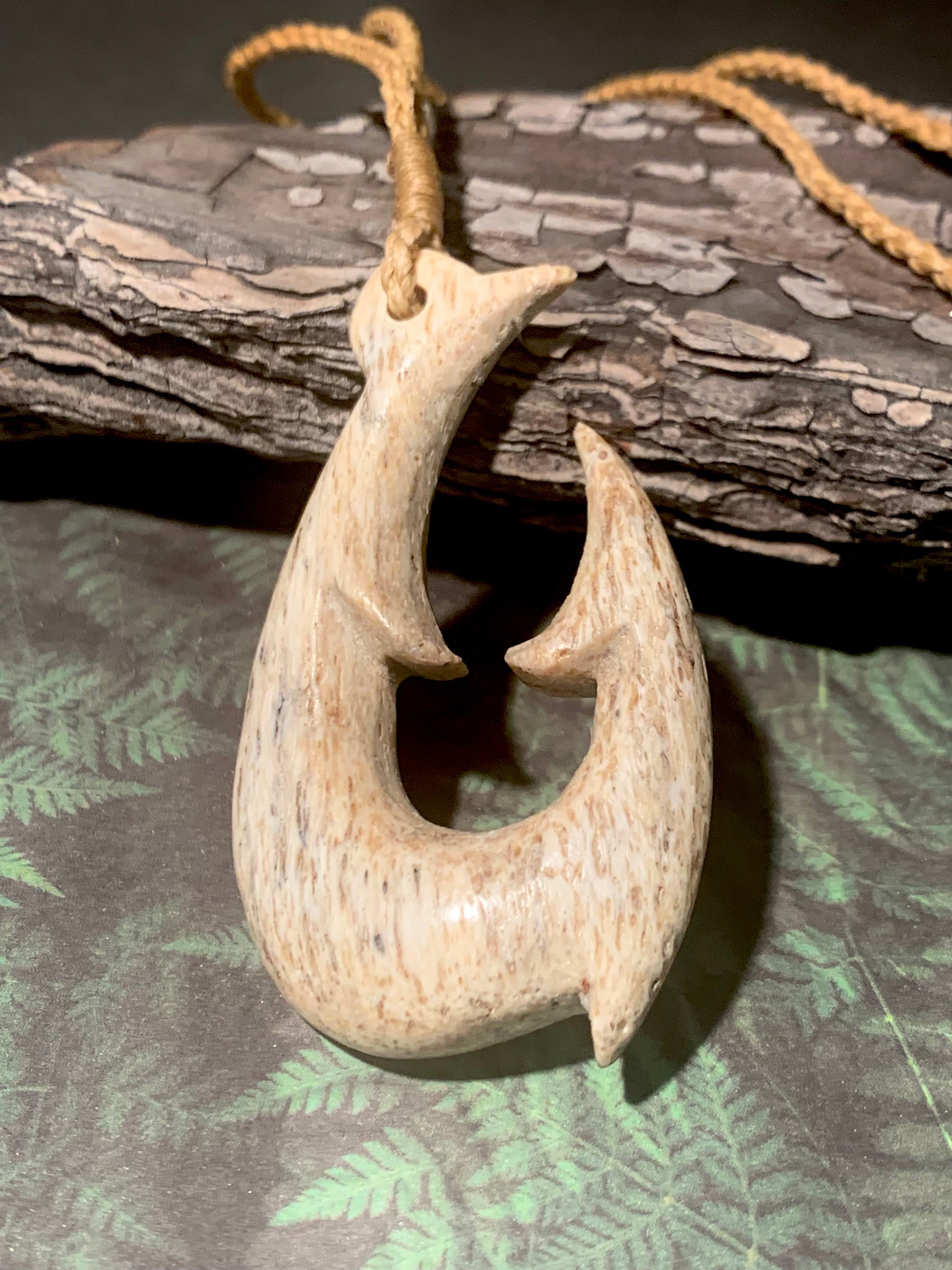 Maori Design Whale Bone Fish Hook by Alex Sands silverferngallery Maori Design Whale Bone Fish Hook by Alex Sands silverferngallery