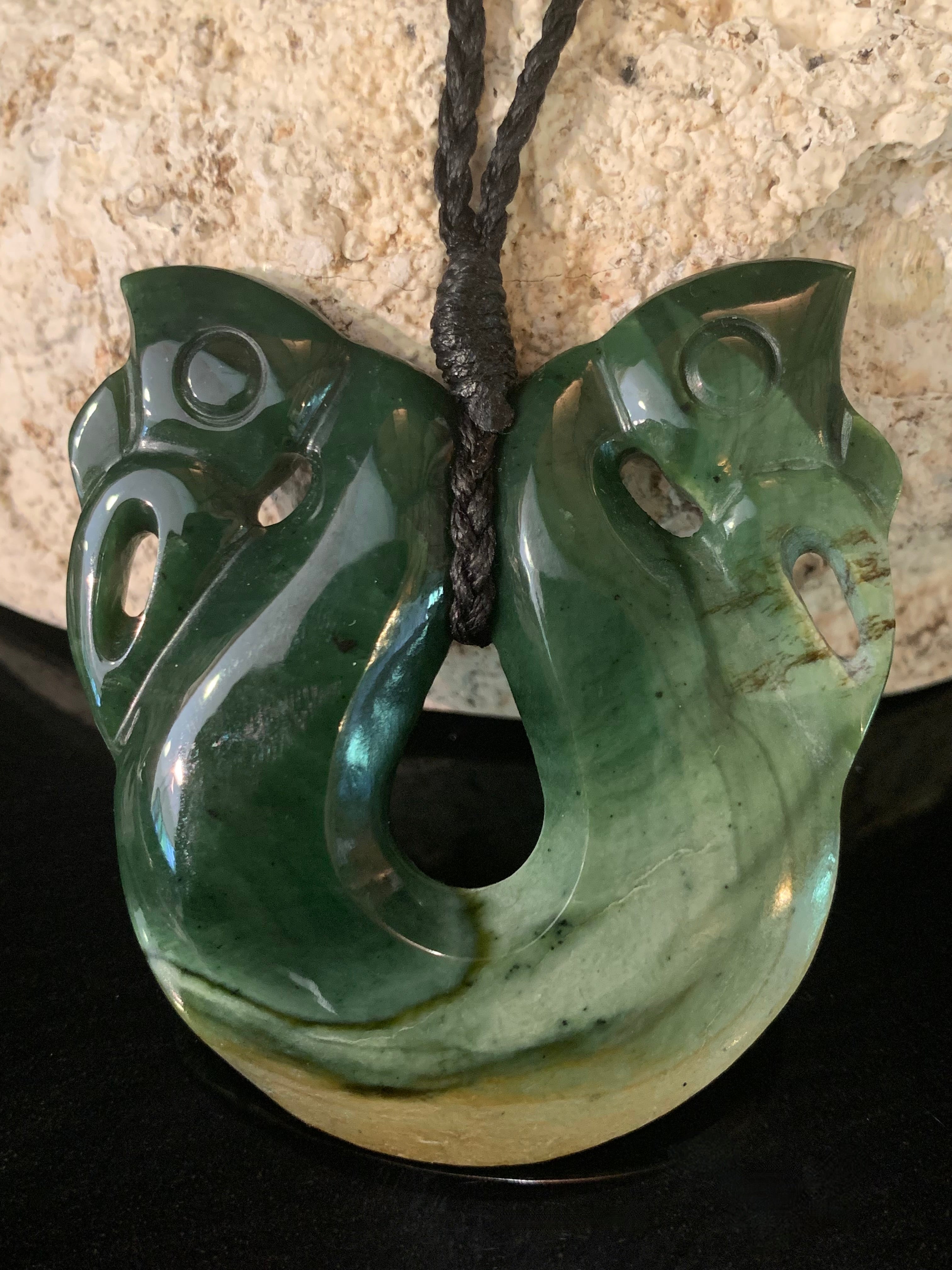 NZ Greenstone Jade Pounamu Contemporary Pekapeka – silverferngallery