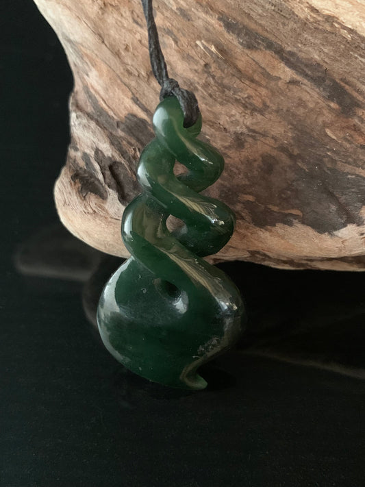 Pounamu Double Twist 44mm