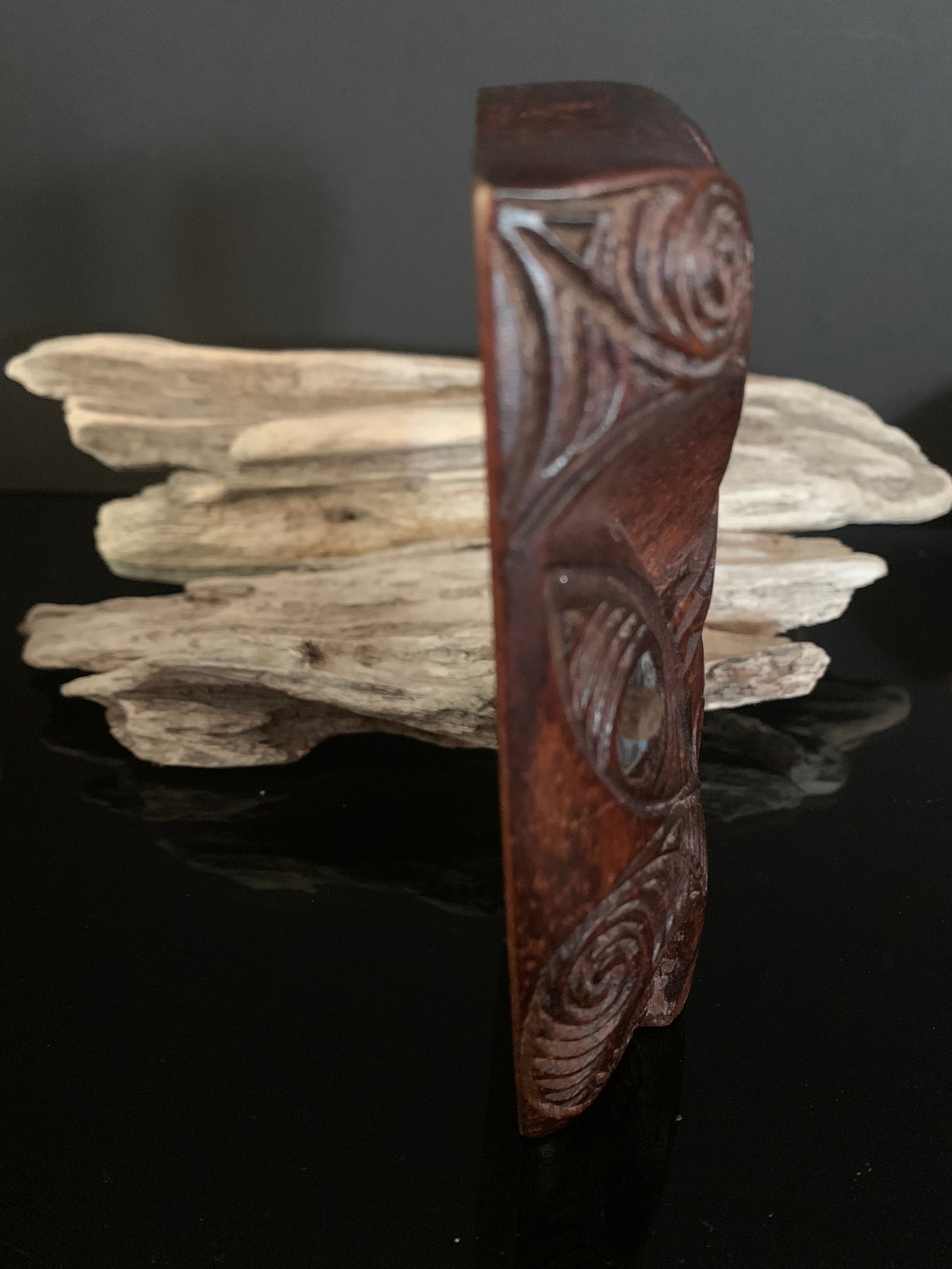 Hand Carved Wheku Mask 13cm by Thomas Hansen