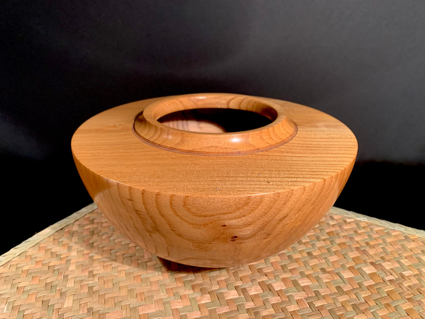 Wooden Urn by Mark Russell - Elm No205