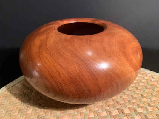 Wooden Urn by Mark Russell - Elm No196