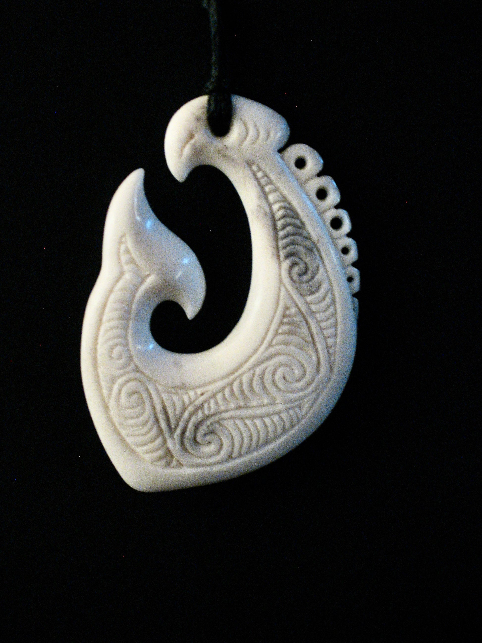 New Zealand Maori Bone Pendant No77 by Norman Clark Silver Fern Gallery 