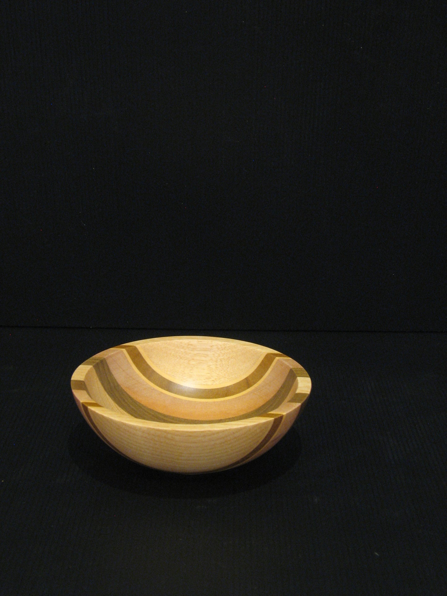 Bowl from New Zealand Native Timbers by Timber Arts 14cm