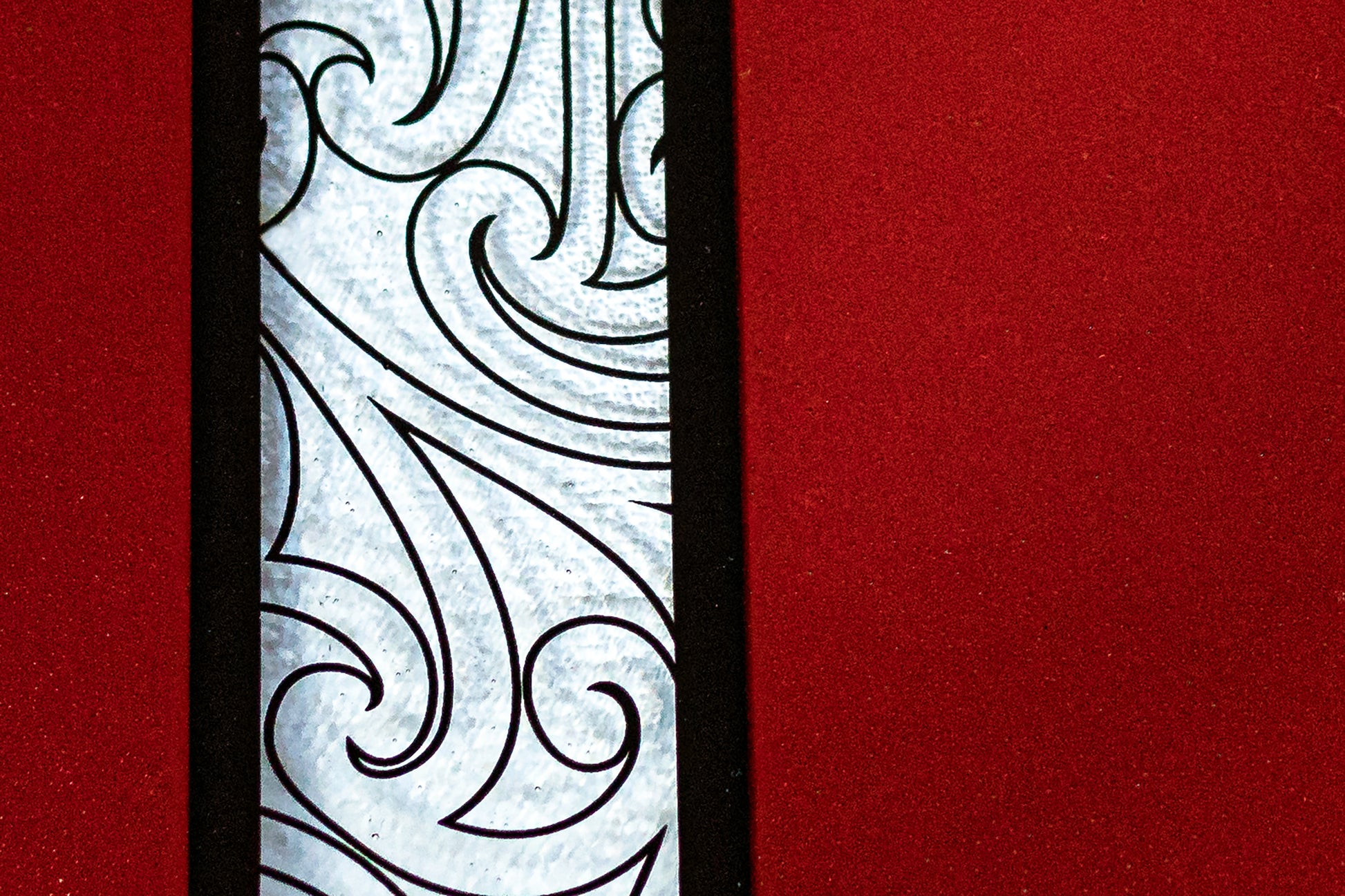 Detail of Fused Glass Platter by Maori Boy Rongo Design Small Silver Fern Gallery