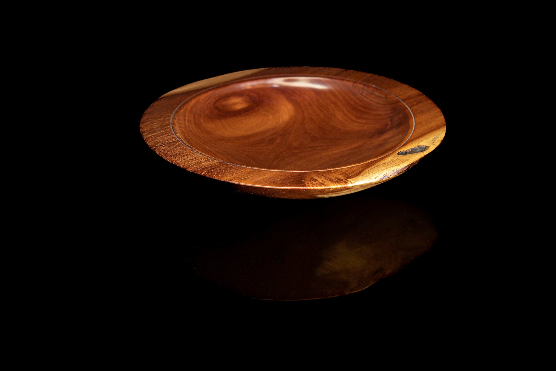 Kowhai Wood Bowl by Woodturner Mark Russell No340
