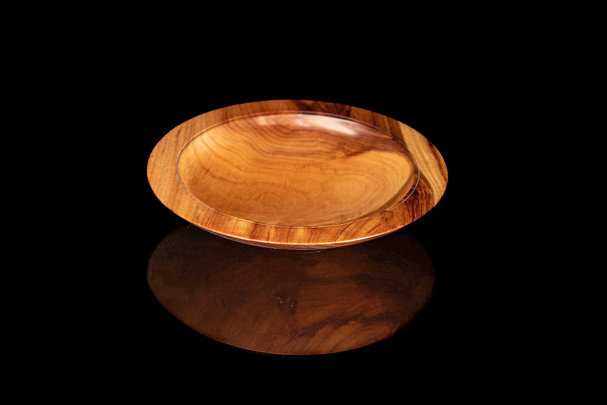 Camphor Laurel Wood Bowl by NZ Woodturner Mark Russell No250