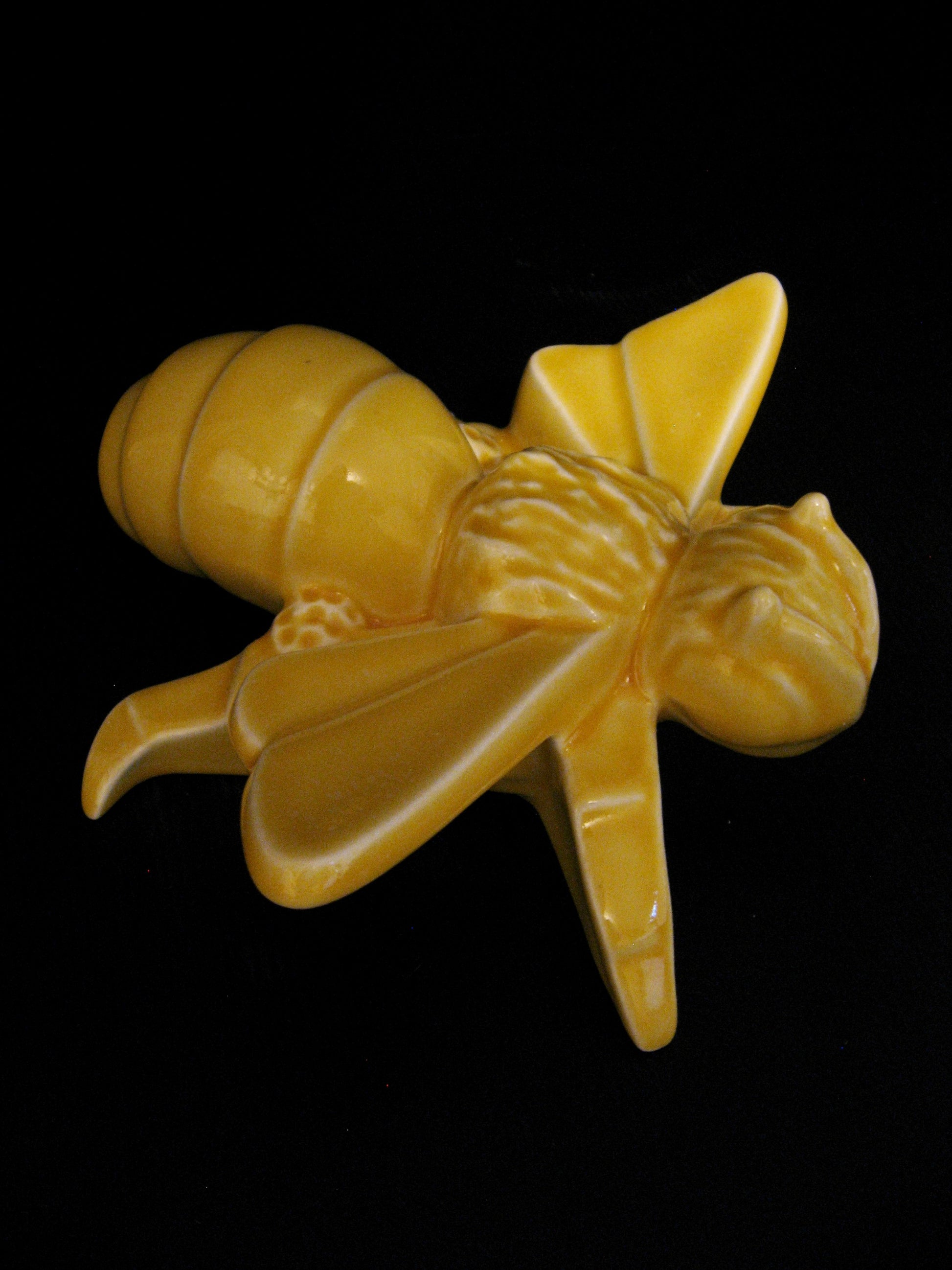 Right side view of Ceramic Honey Bee by Bob Steiner Silver Fern Gallery