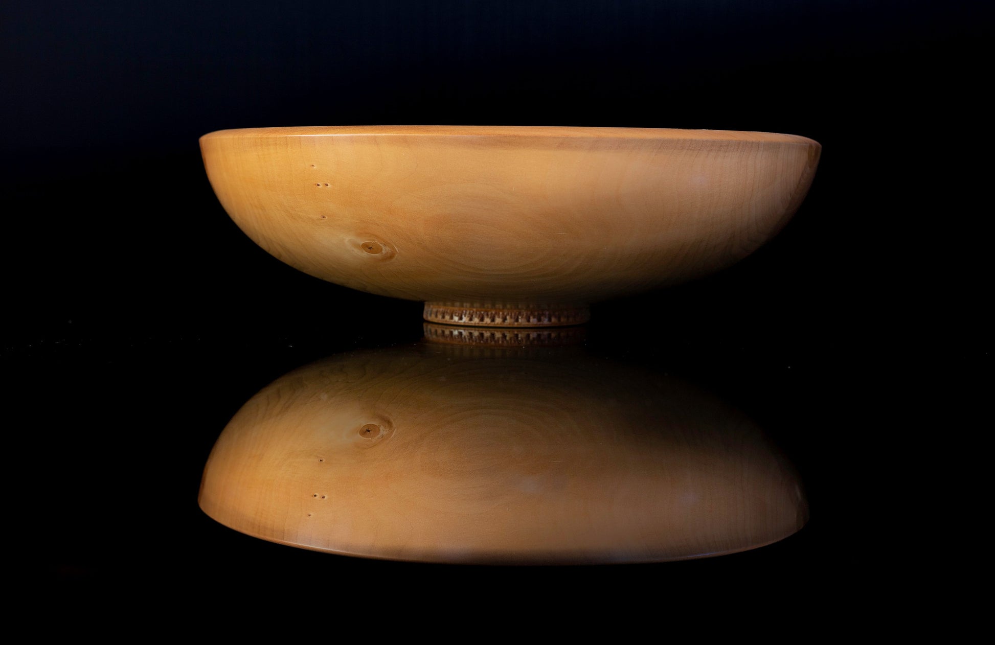 Ginko Wood Bowl by Woodturner Mark Russell No373