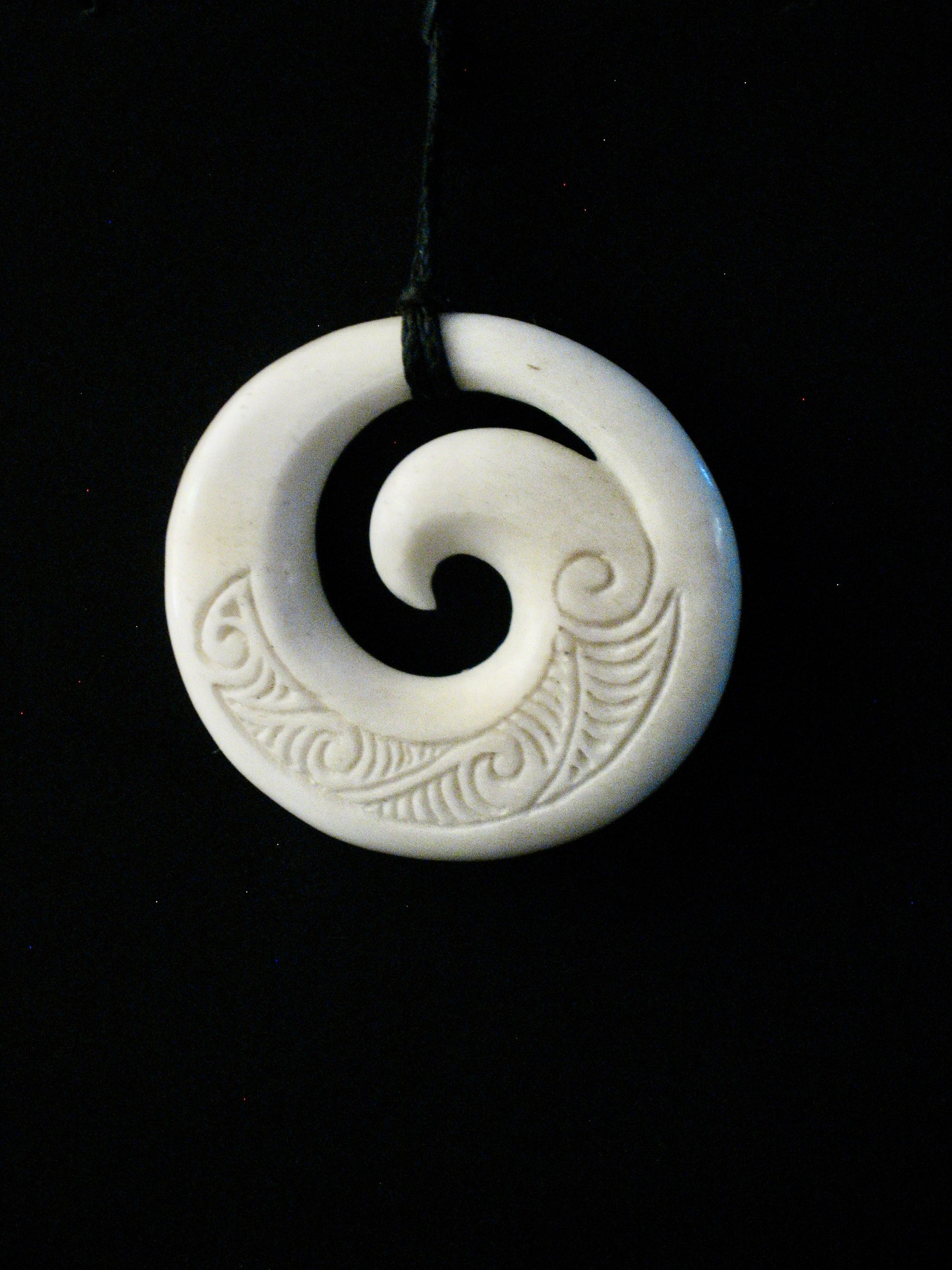 New Zealand Maori Bone Pendant No51 by Norman Clark Silver Fern Gallery 