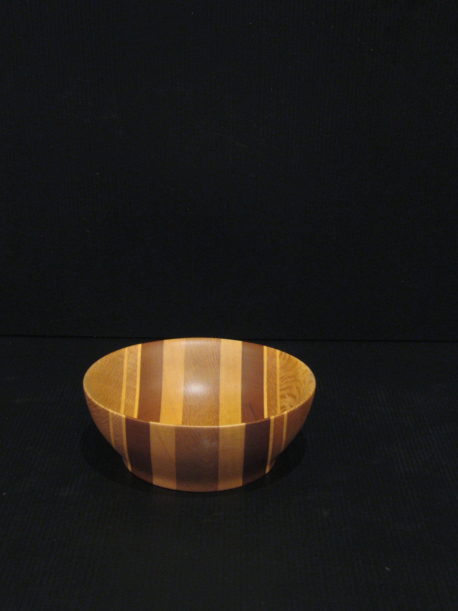 Bowl from New Zealand Timbers by Timber Arts 14cm