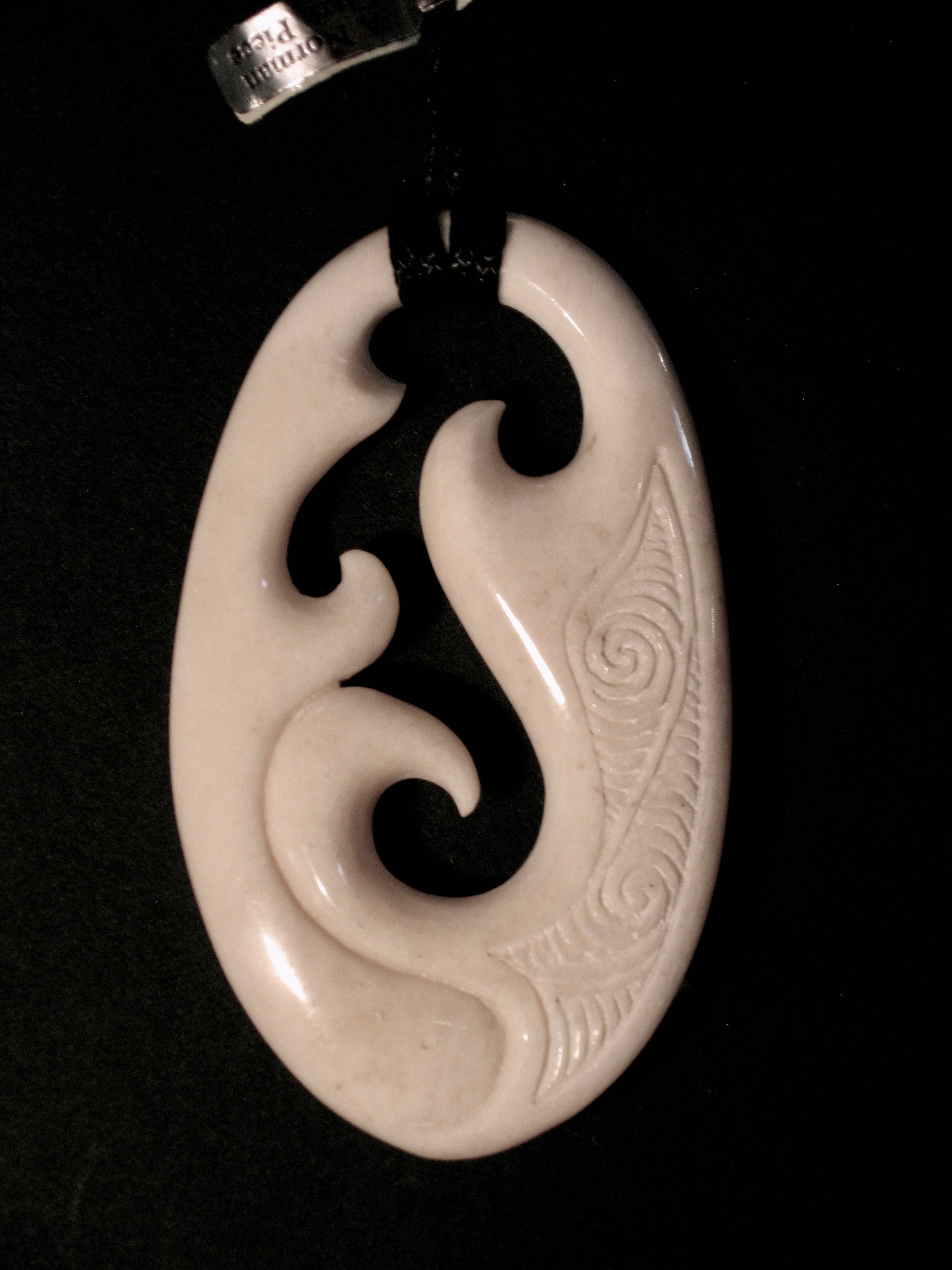 New Zealand Maori Necklace: Hand-carved Bone Pendant With Maori Manaia  Design, Polynesian Hawaiian Surfer Choker - Etsy