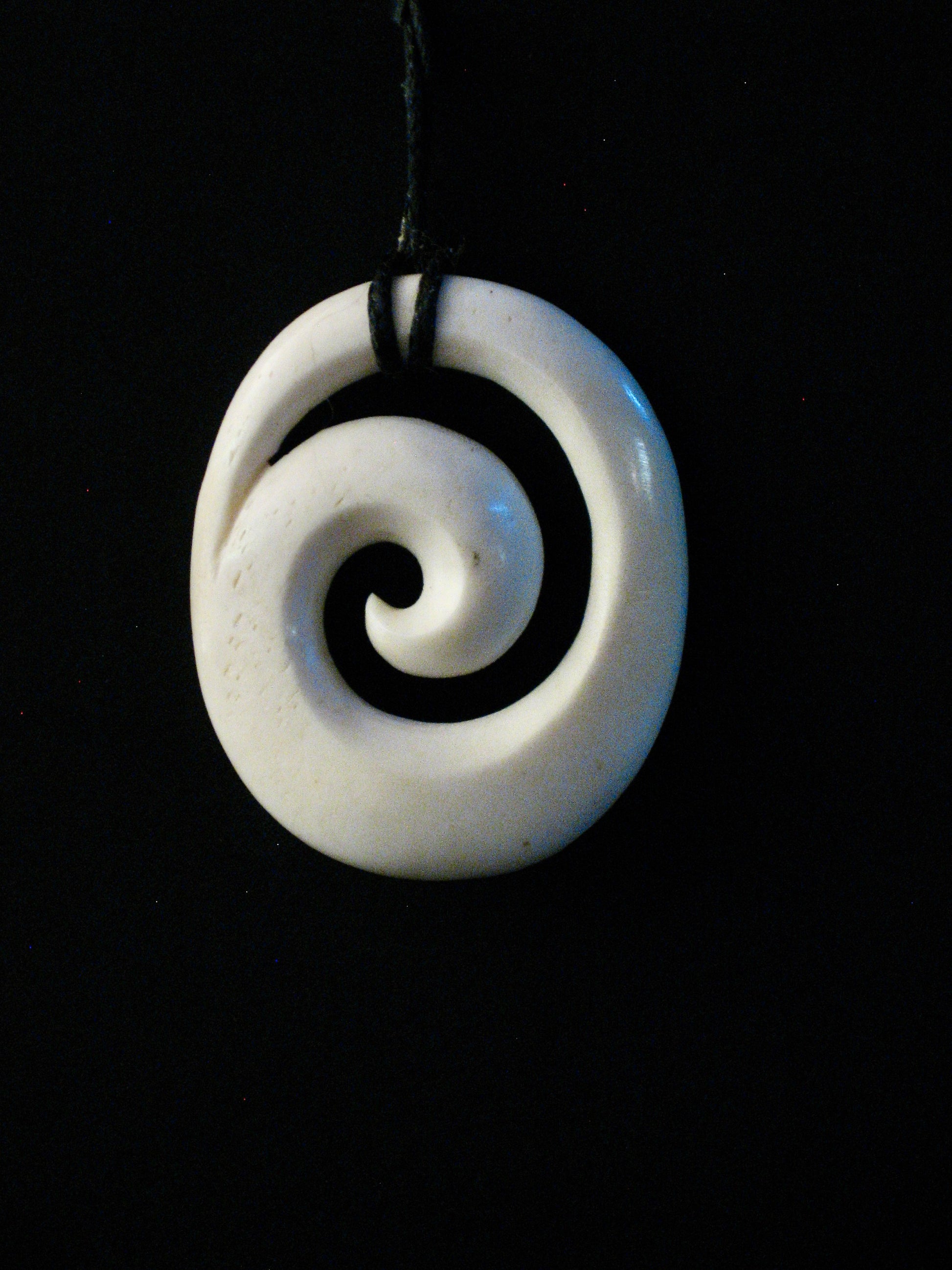 New Zealand Maori Bone Pendant No50 by Norman Clark Silver Fern Gallery 